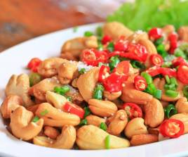 Cashwnut Salad